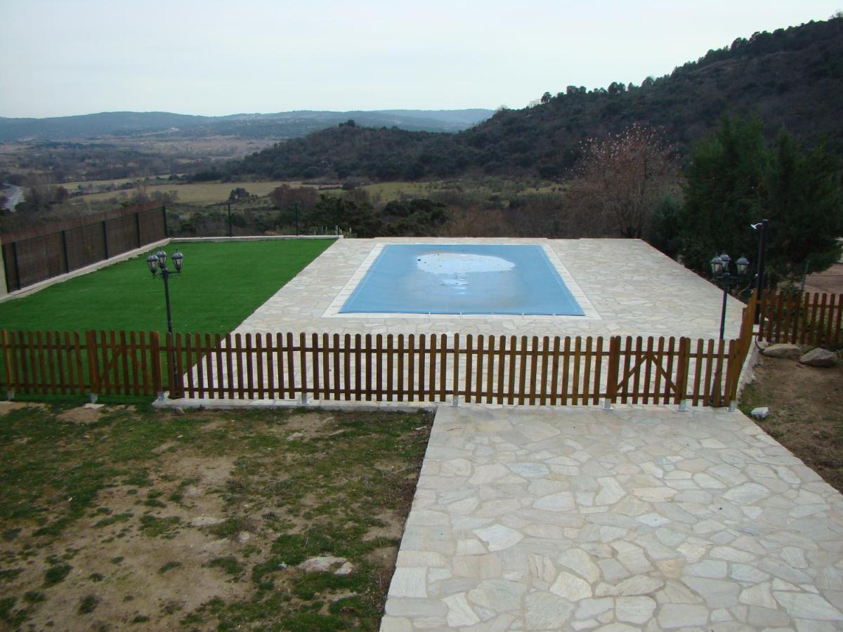 Chalet Con Piscina Y Bbq Para 10 Personas San Martín de Valdeiglesias Exteriér fotografie